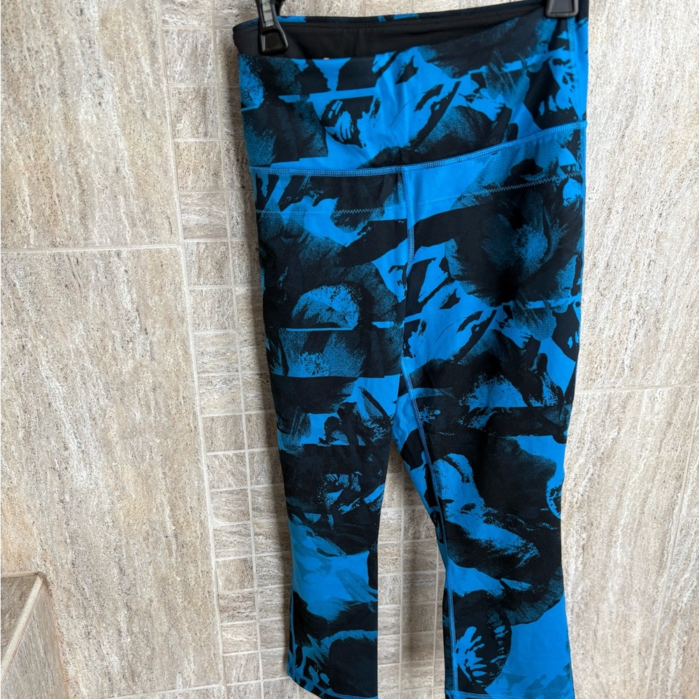 Lucy Blue and Black Camouflage Leggings
